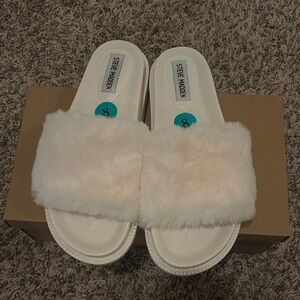 Steve Madden Womens SOPHLYN IVORY Cozy Slides